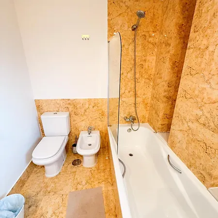 Casa Colon- Spacious 2br! Views, Terrace & Apartment