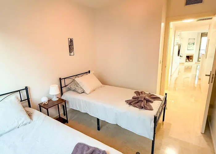 Amplio Apto De 2 Dormitorios Vistas Al Mar Appartamento Málaga